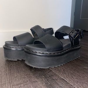 Dr. Martens platform voss quad sandals